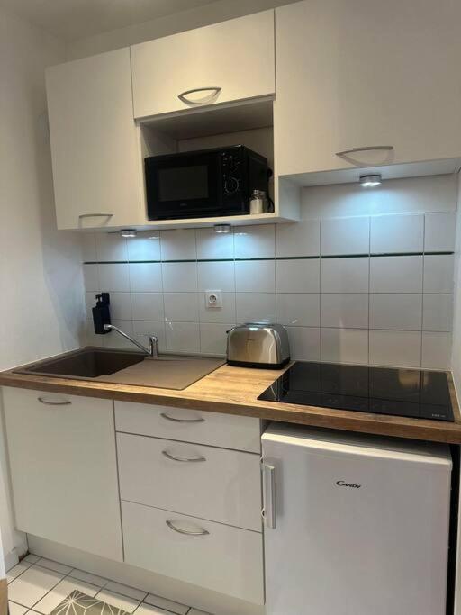 Appartement Neuf Entierement Equipe Proche Centre Αμιάν Εξωτερικό φωτογραφία
